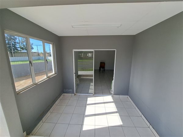 80 m² Office Space 80 m² Office Space