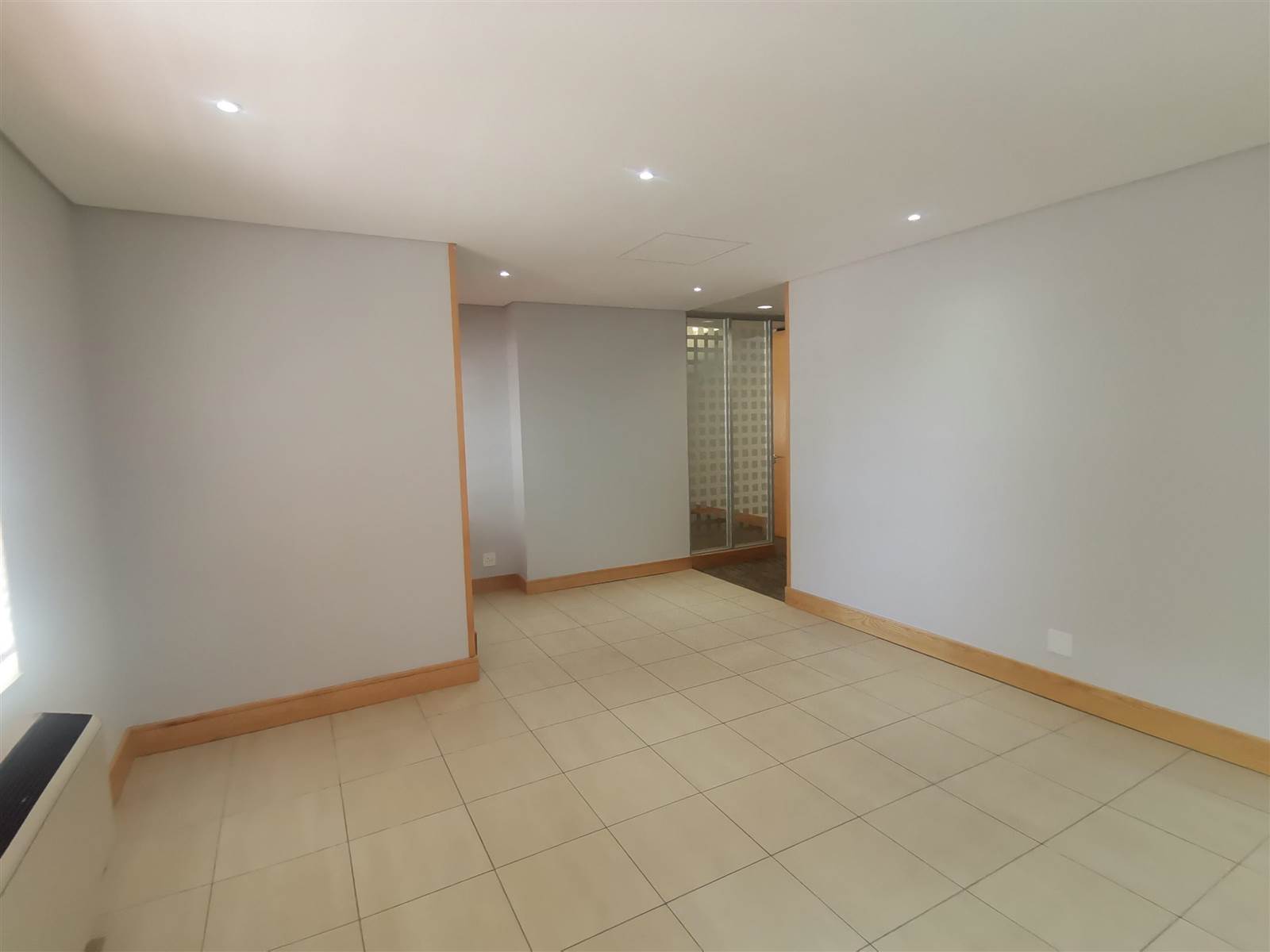 460  m² Commercial space in Rosebank photo number 2