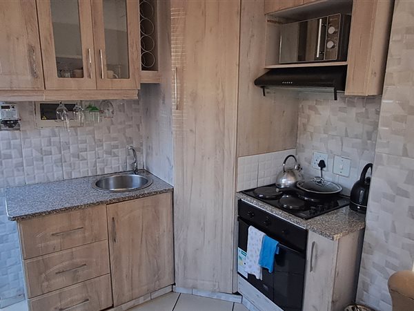 2 Bedroom Flat 2 Bedroom Flat