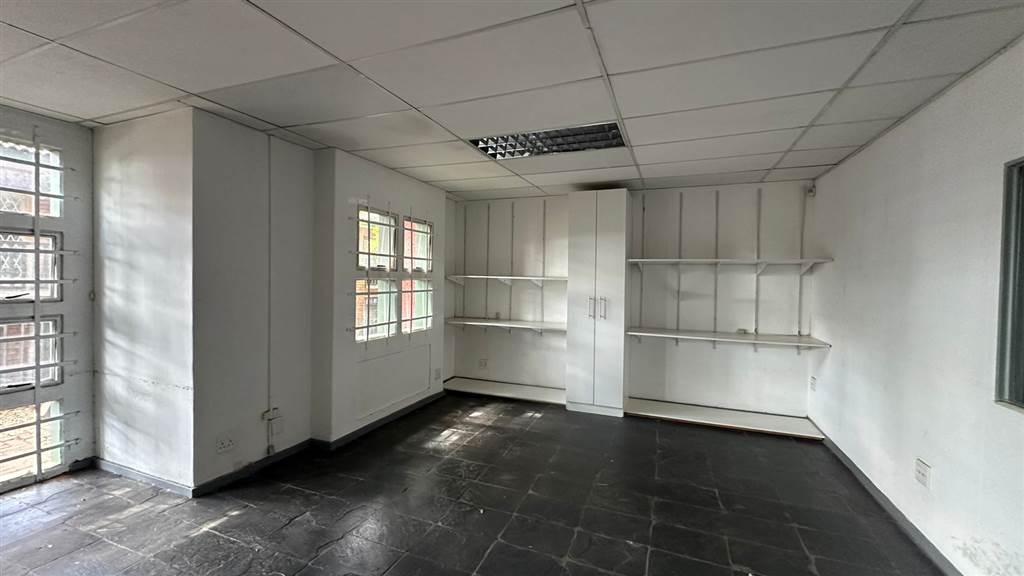 130  m² Commercial space in Highveld photo number 8