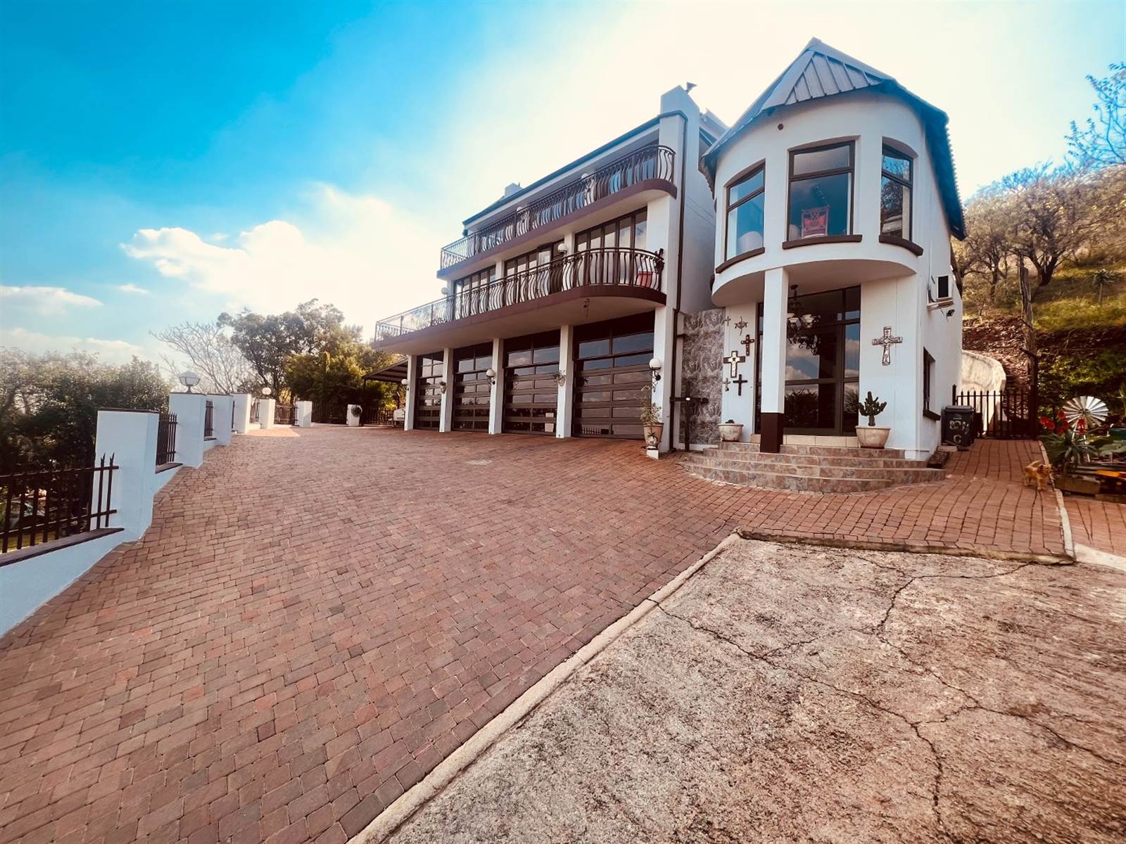 6 Bed House in Rietfontein photo number 1