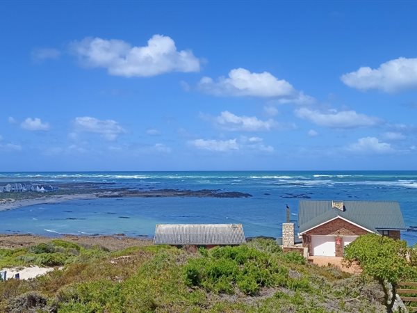 629 m² Land available in Suiderstrand