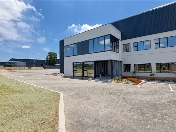 2 506  m² Industrial space