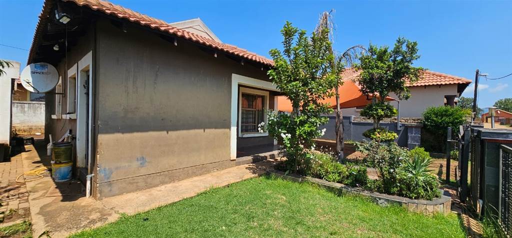 2 Bed House in Lydenburg photo number 6