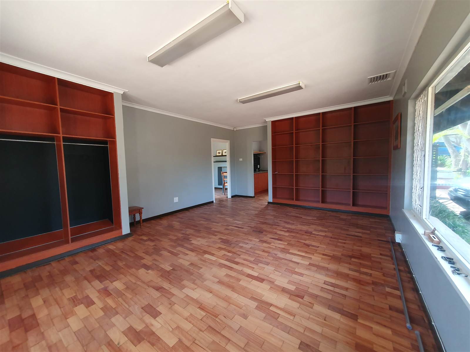 45  m² Commercial space in Kloof photo number 6