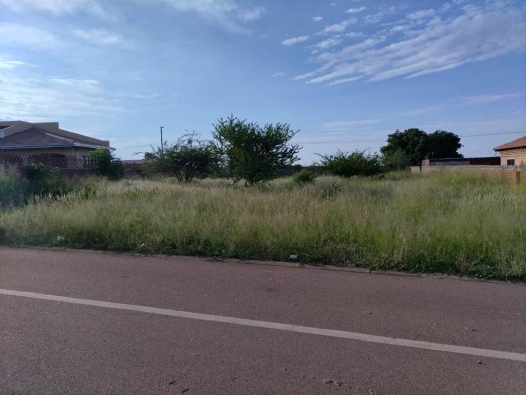 918 m² Land available in Soshanguve photo number 4