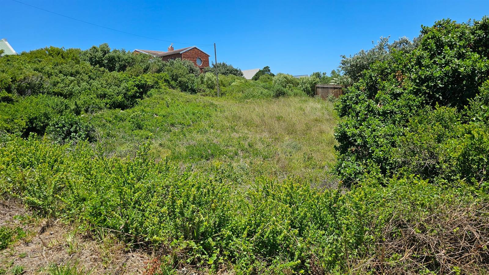 632 m² Land available in Oyster Bay photo number 1