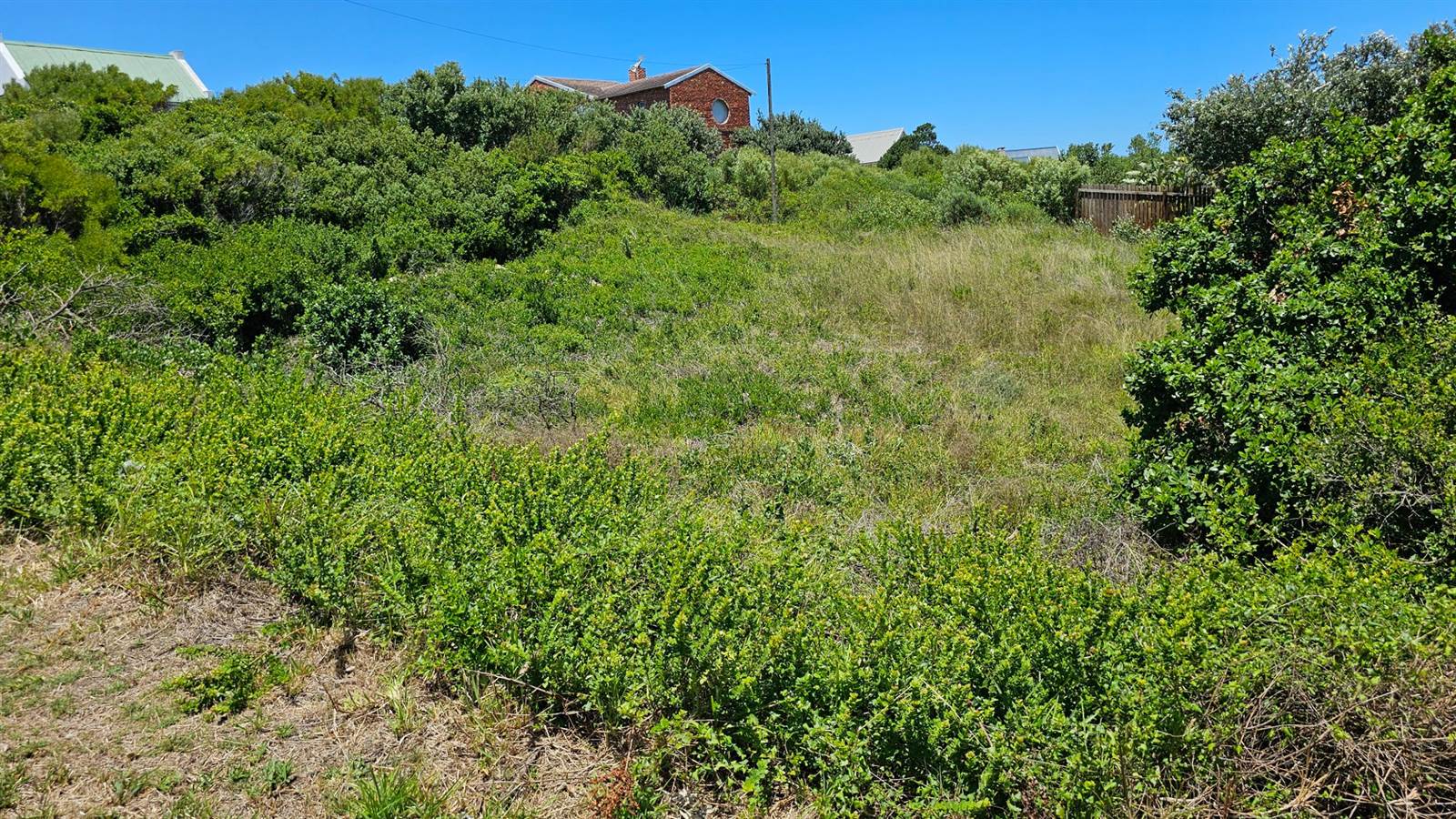 632 m² Land available in Oyster Bay photo number 2