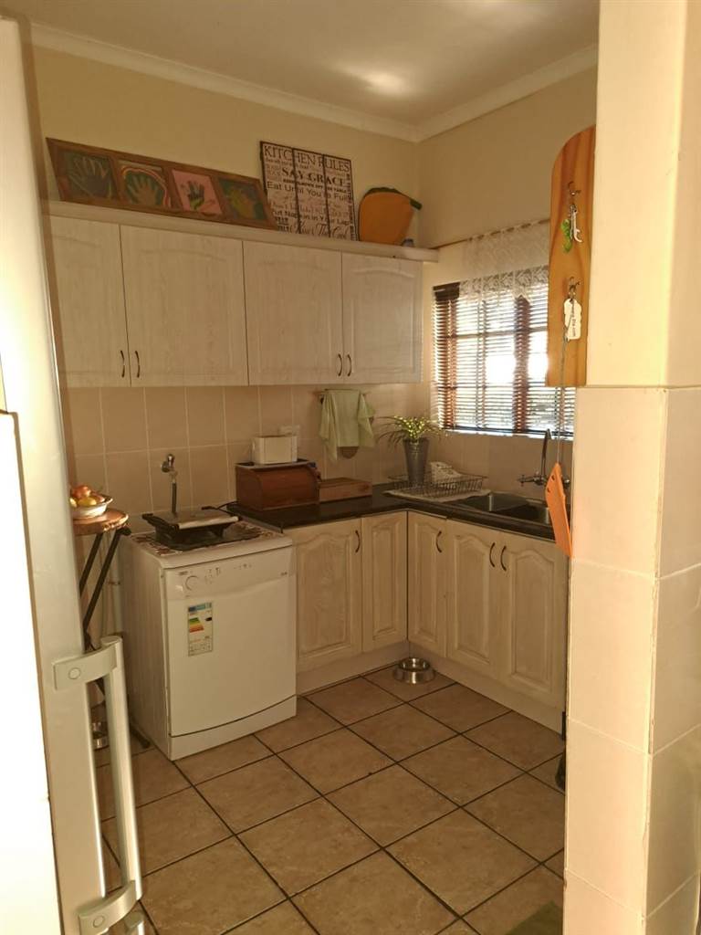 3 Bed House in Tzaneen photo number 6