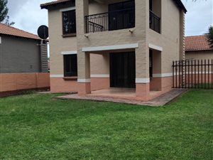 Townhouse in Bloubosrand