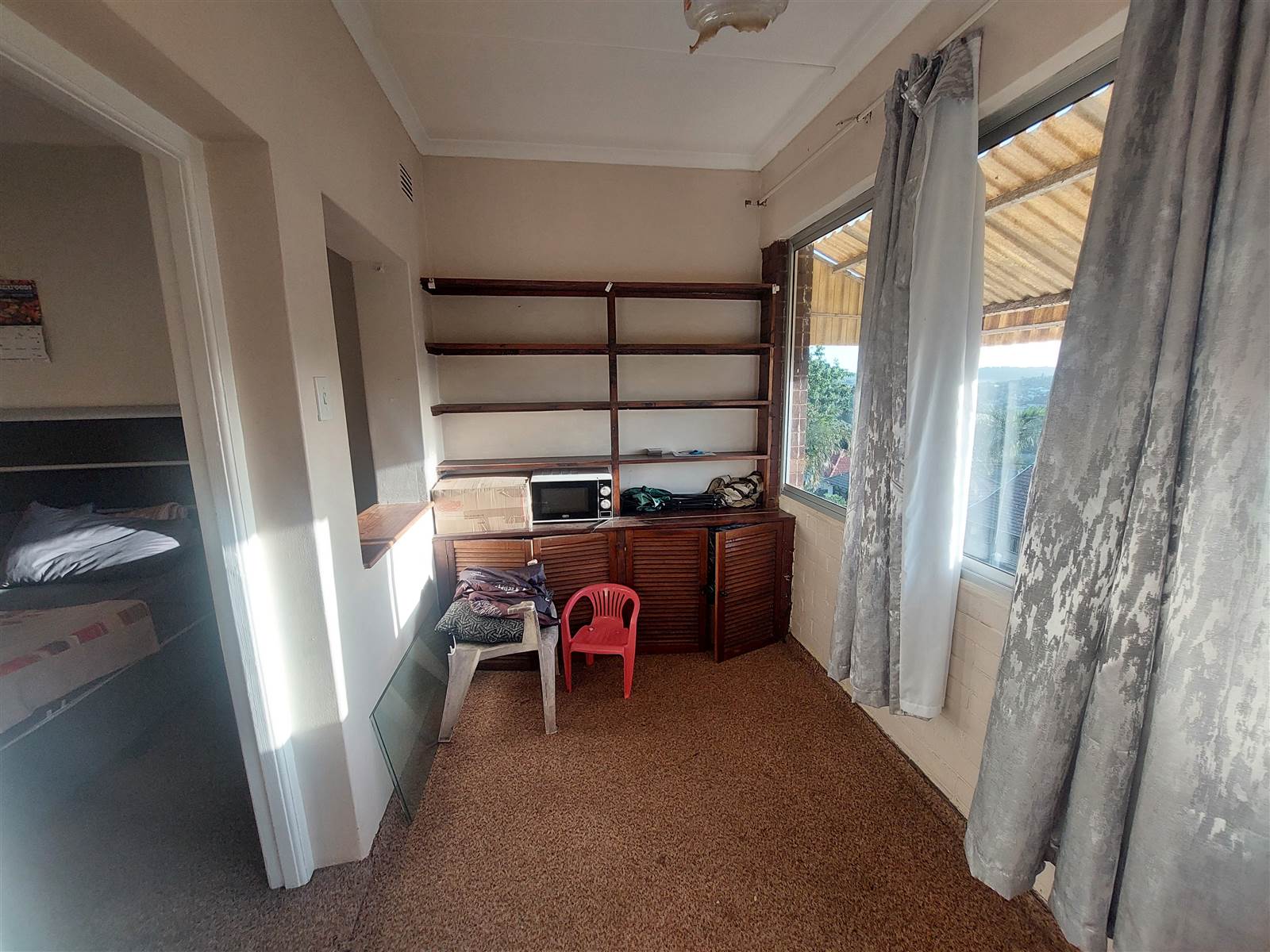 1.5 Bed Apartment in Umbilo photo number 10
