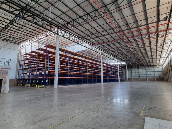 6100  m² Industrial space