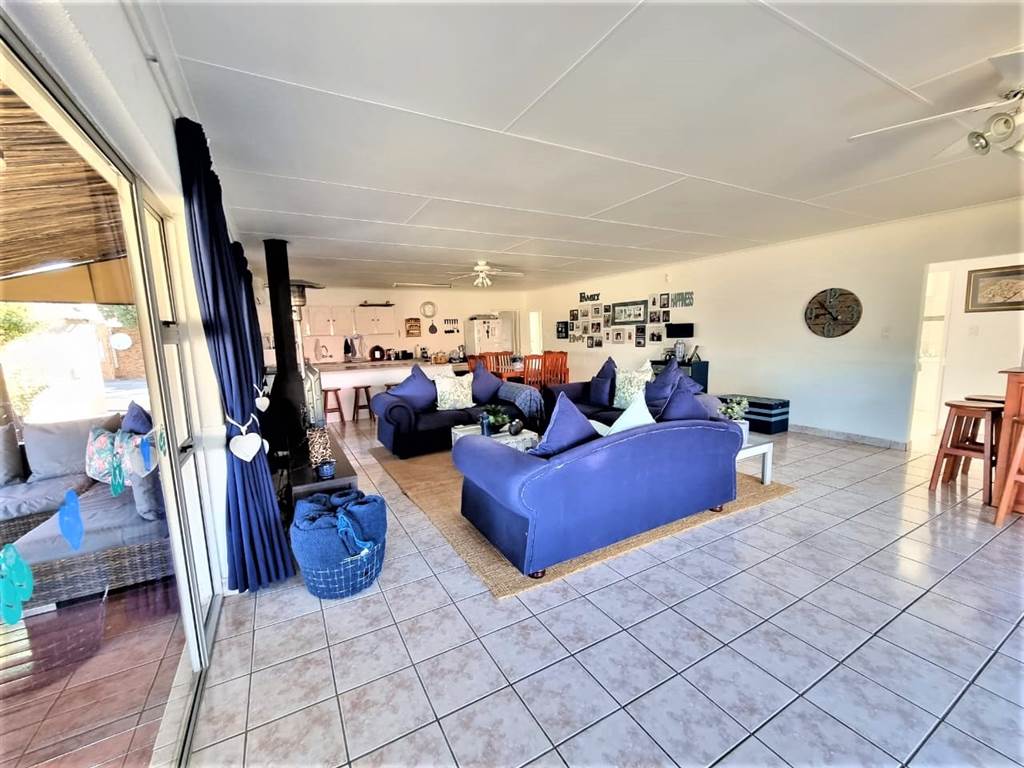 5 Bed House in Vaal Marina photo number 10