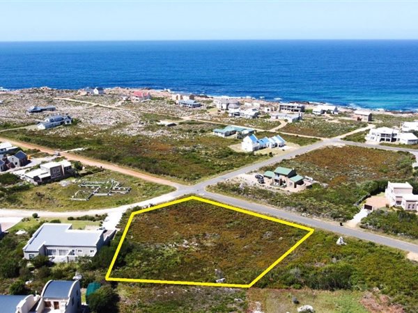 2778 m² Land available in Bettys Bay