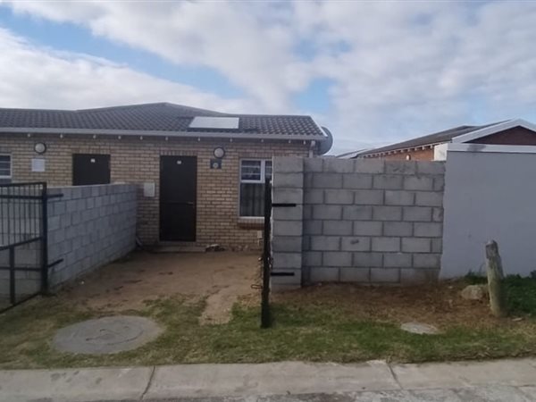 2 Bedroom House 2 Bedroom House