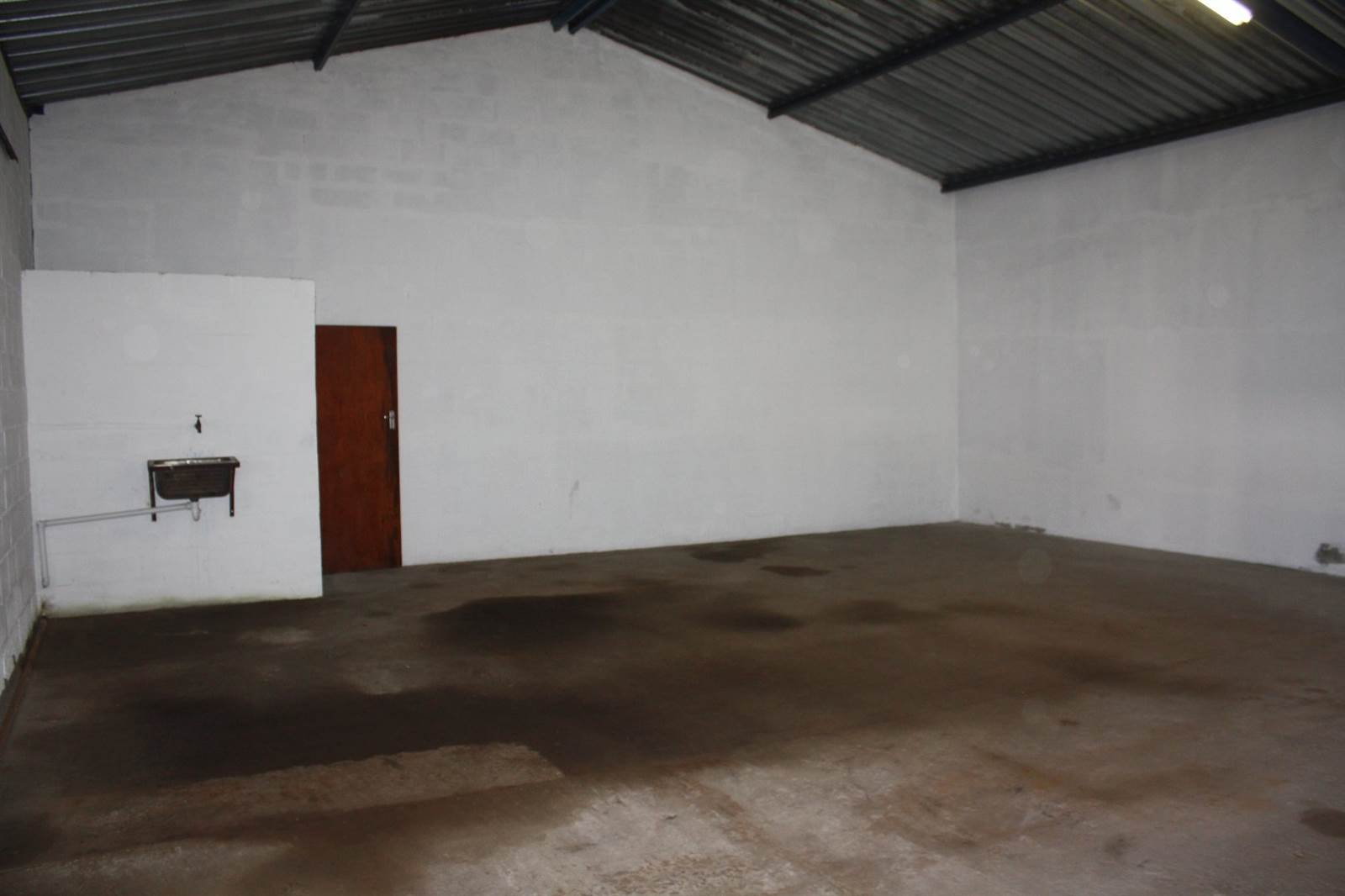 85  m² Commercial space in Vredenburg photo number 10