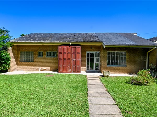 3 Bedroom Townhouse 3 Bedroom Townhouse