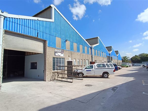 375  m² Industrial space