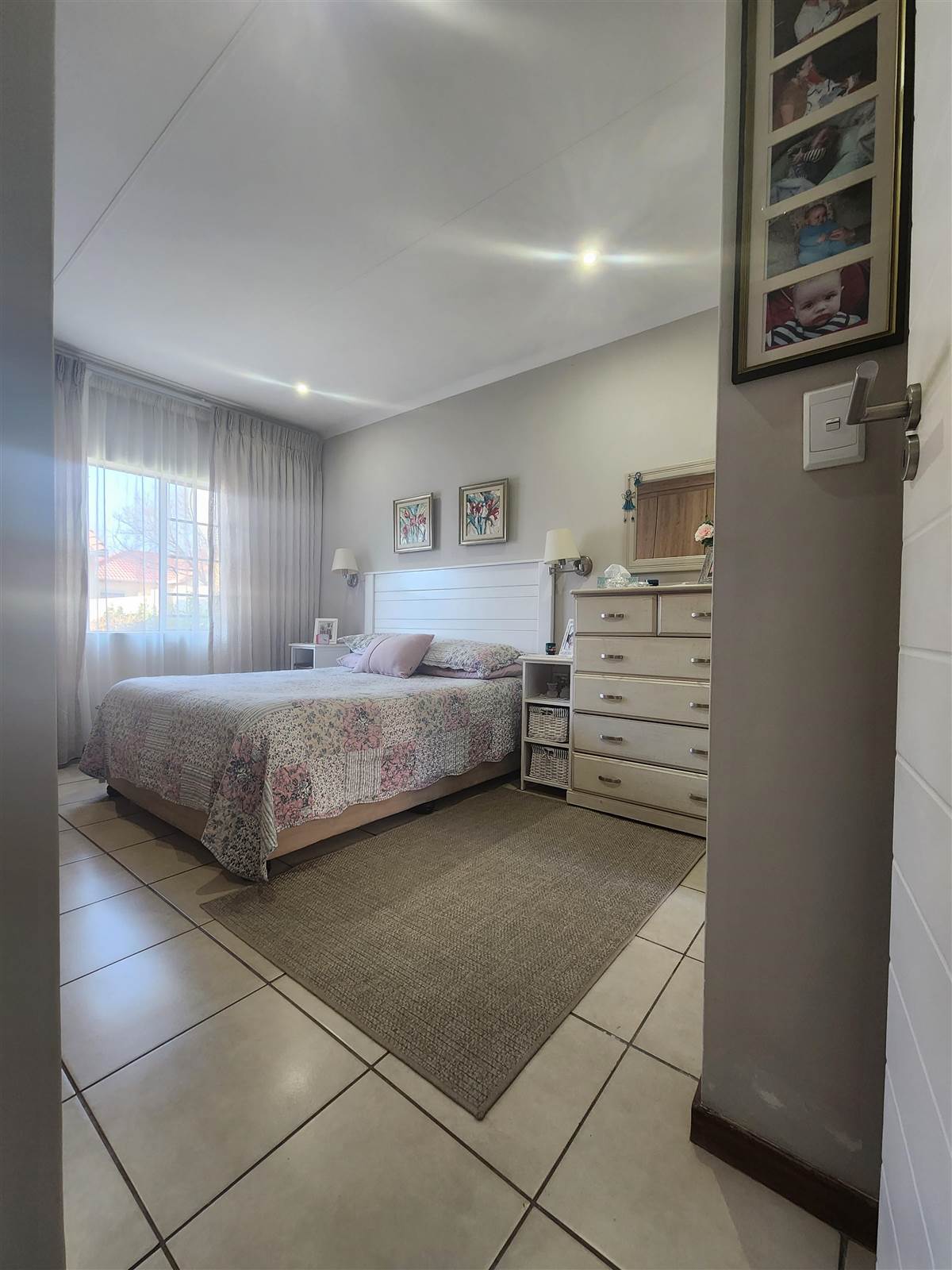 2 Bed Townhouse in Mooikloof Ridge photo number 18