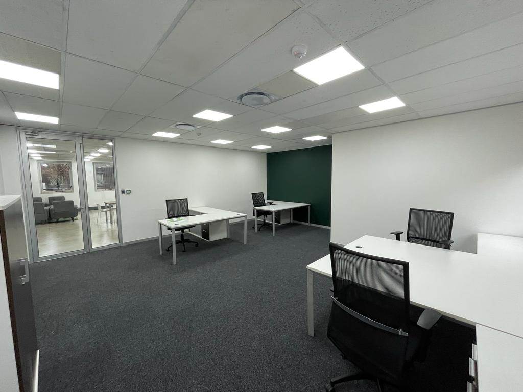 10788  m² Commercial space in Rosebank photo number 17
