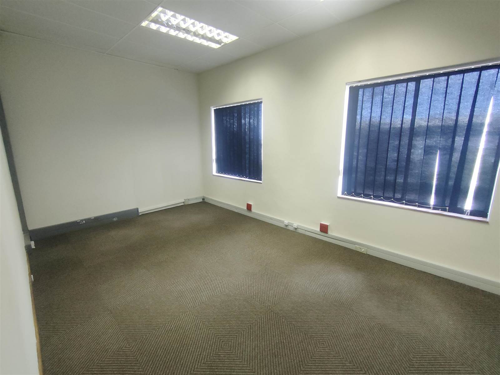 877  m² Commercial space in Tyger Valley photo number 5