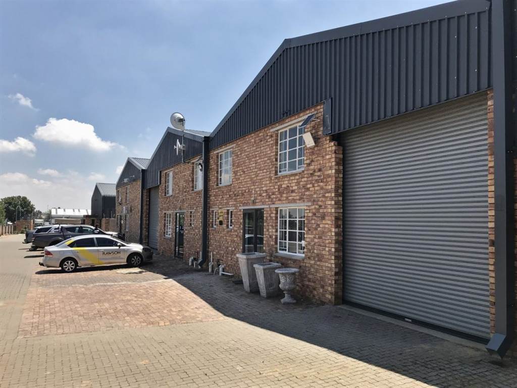 340  m² Industrial space in Dunswart photo number 2