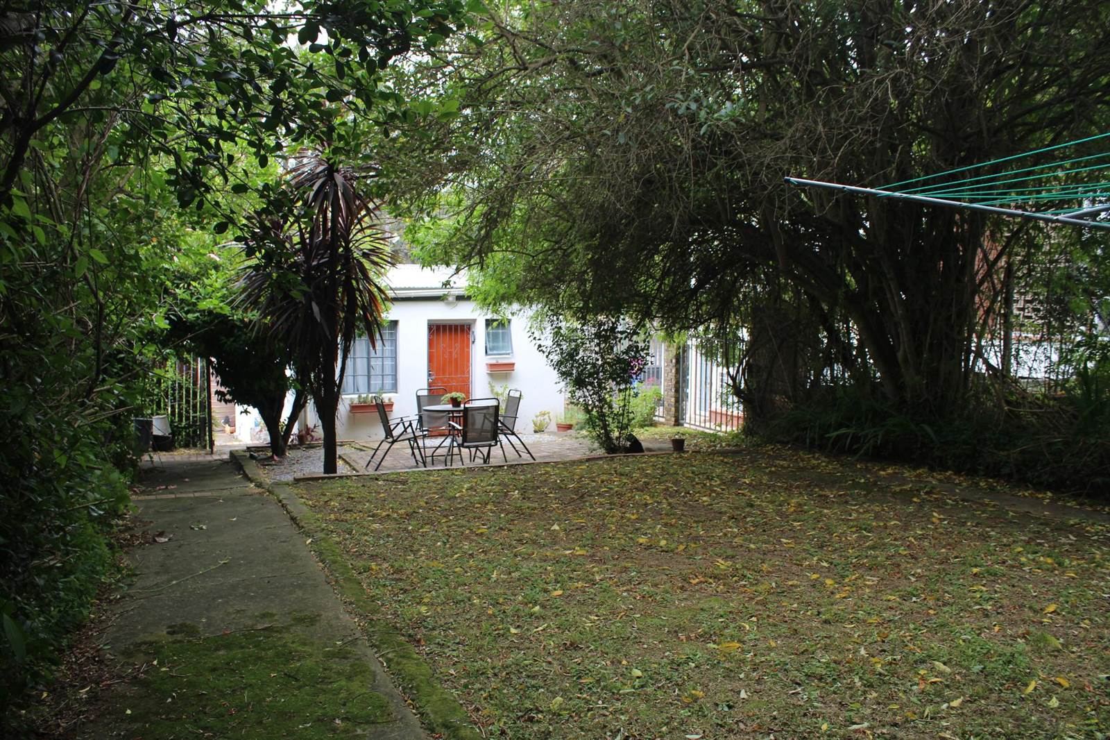 3 Bed House in Grahamstown Central photo number 19