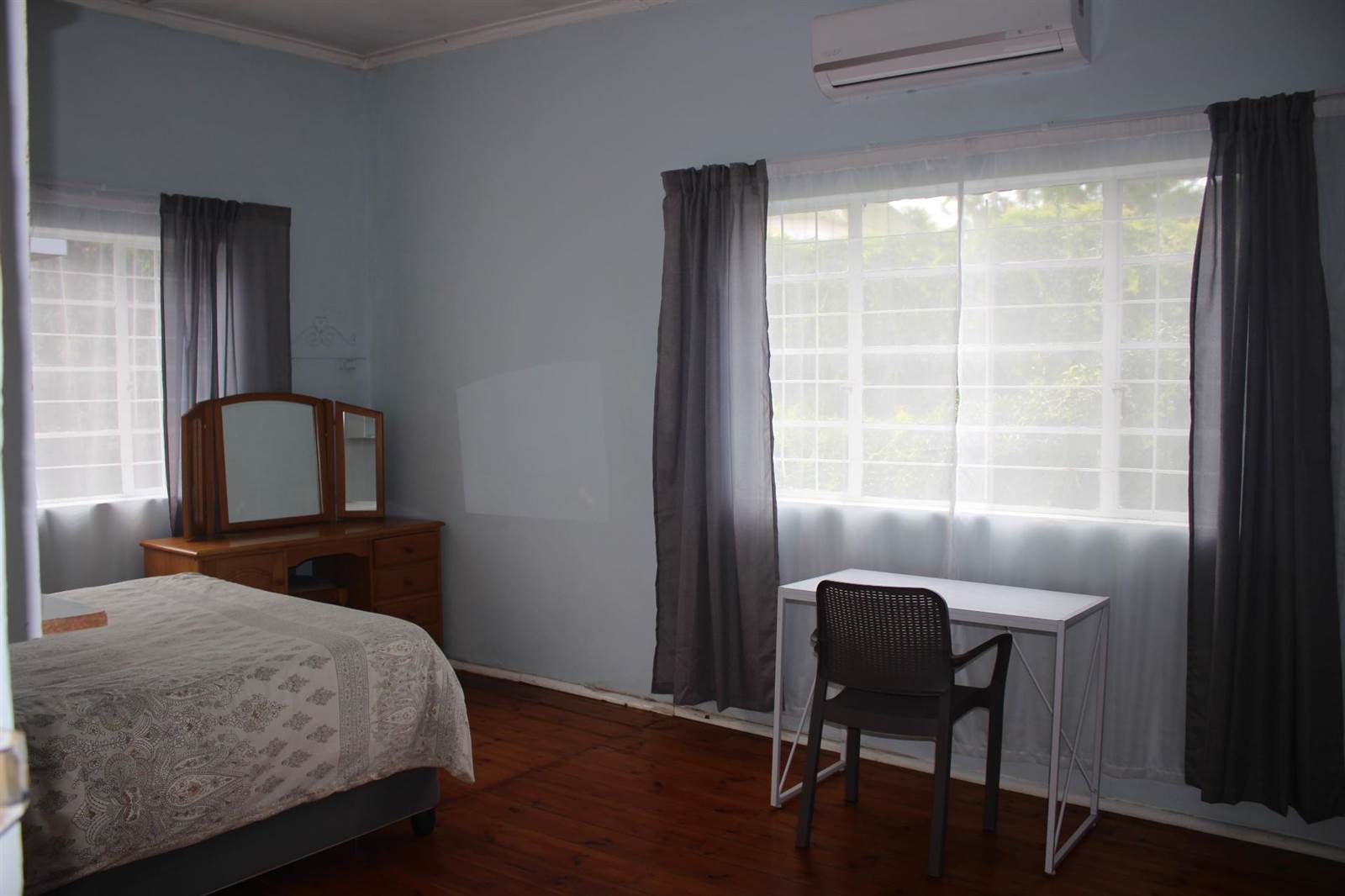3 Bed House in Grahamstown Central photo number 9