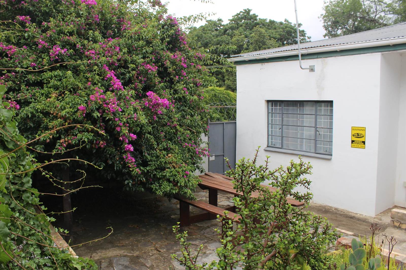3 Bed House in Grahamstown Central photo number 28