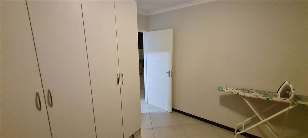 2 Bed Apartment in Buh Rein photo number 8