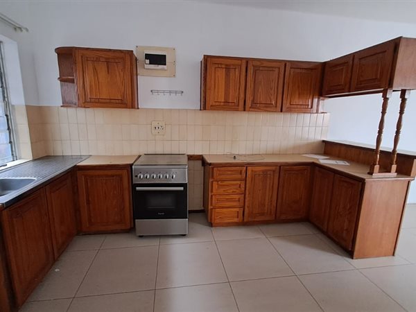 2 Bedroom Flat 2 Bedroom Flat
