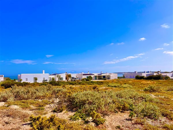 377 m² Land