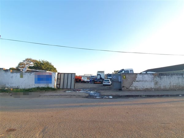 1070 m² Land available in Clairwood