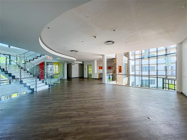1 506 m² Commercial space 1 506 m² Commercial space