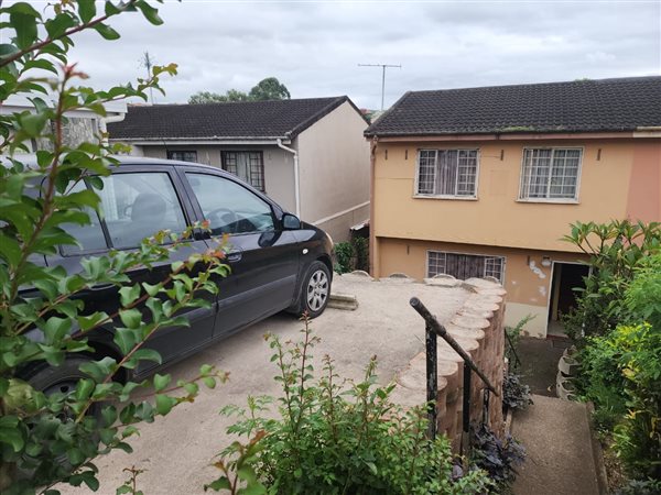 3 Bedroom House 3 Bedroom House