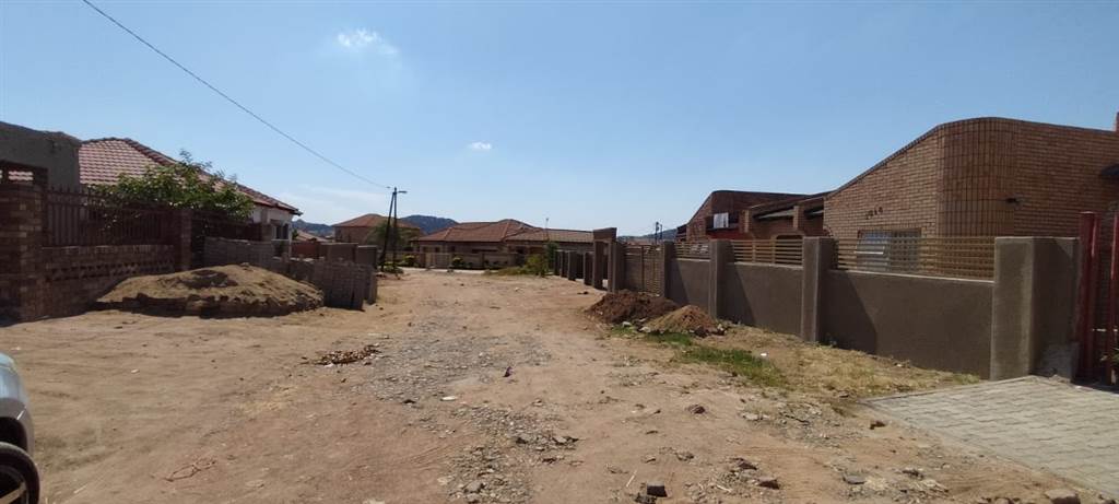 450 m² Land available in Mankweng photo number 1