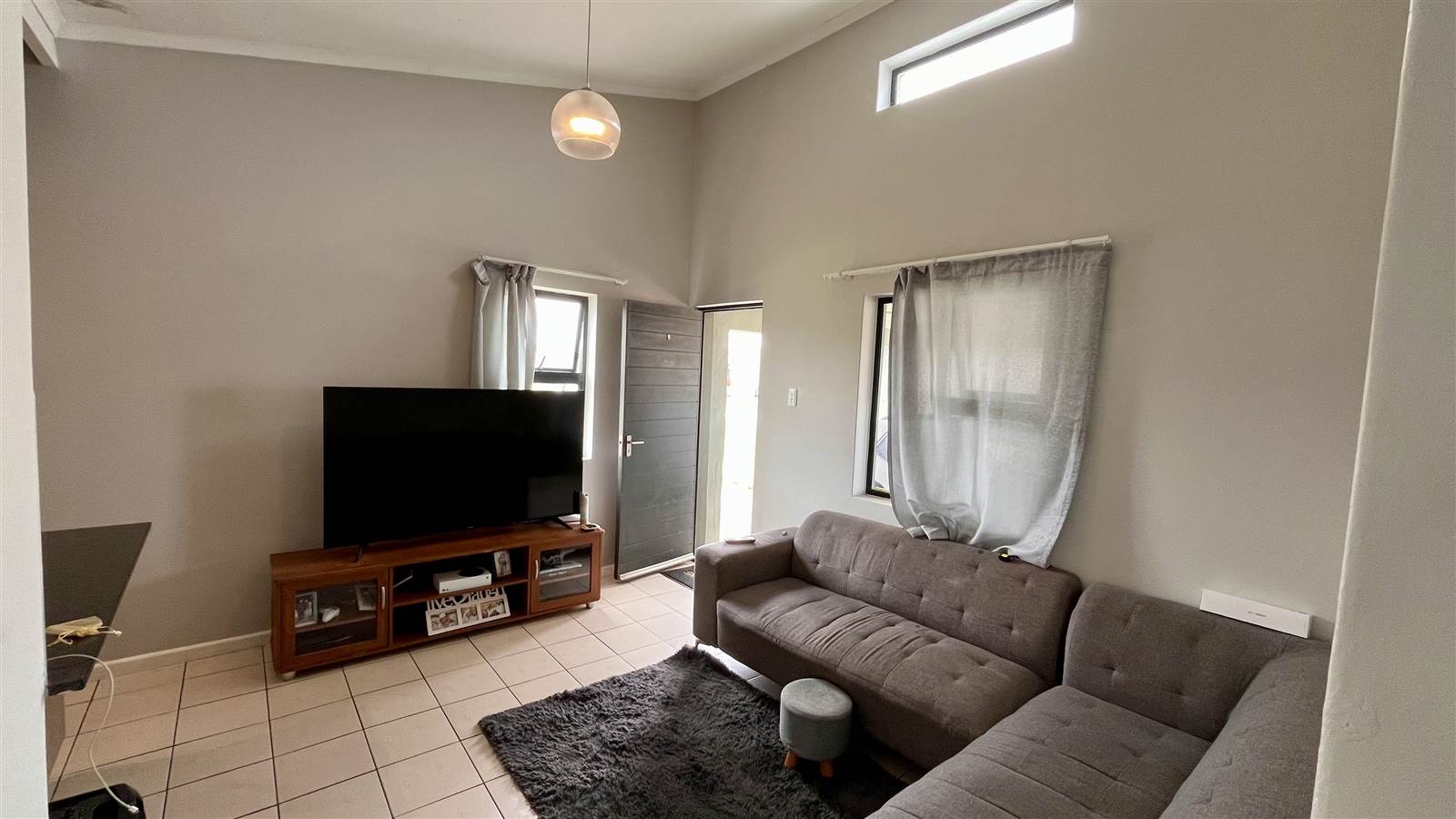 2 Bed House in Parsons Vlei photo number 5