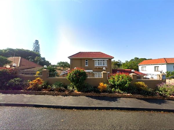 4 Bedroom House 4 Bedroom House