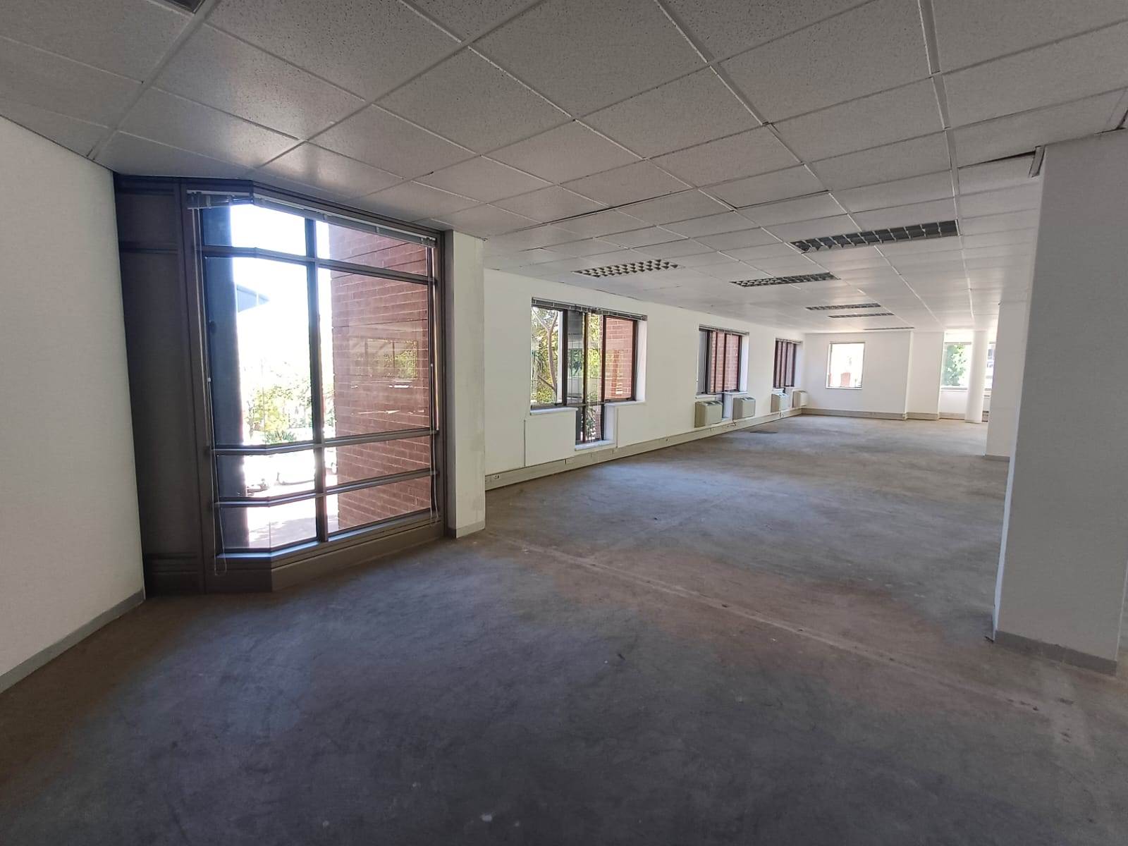 601.9  m² Commercial space in Woodmead photo number 10