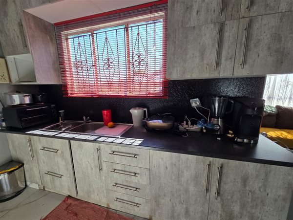 3 Bedroom House 3 Bedroom House
