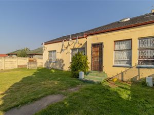 4 Bed House in Brakpan North