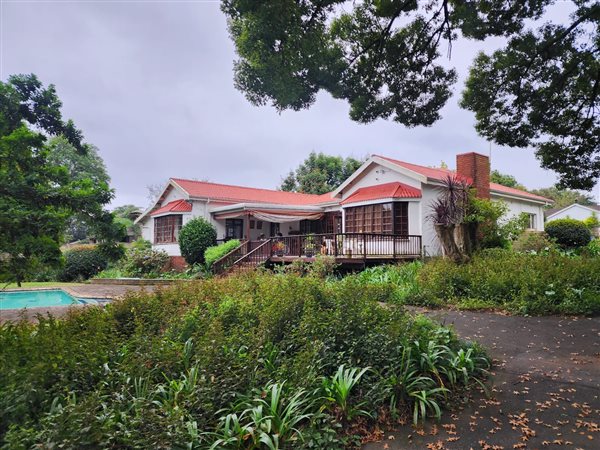 4 Bedroom House 4 Bedroom House