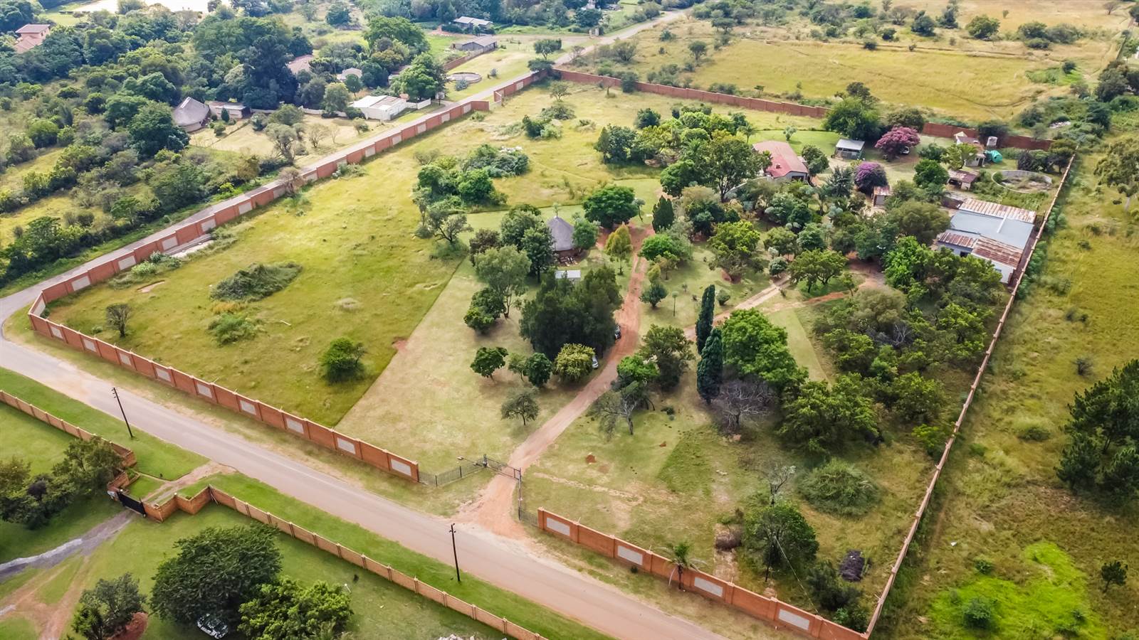 3 ha Land available in Muldersdrift photo number 3