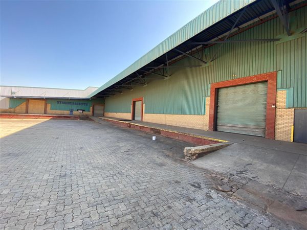 5 224  m² Industrial space