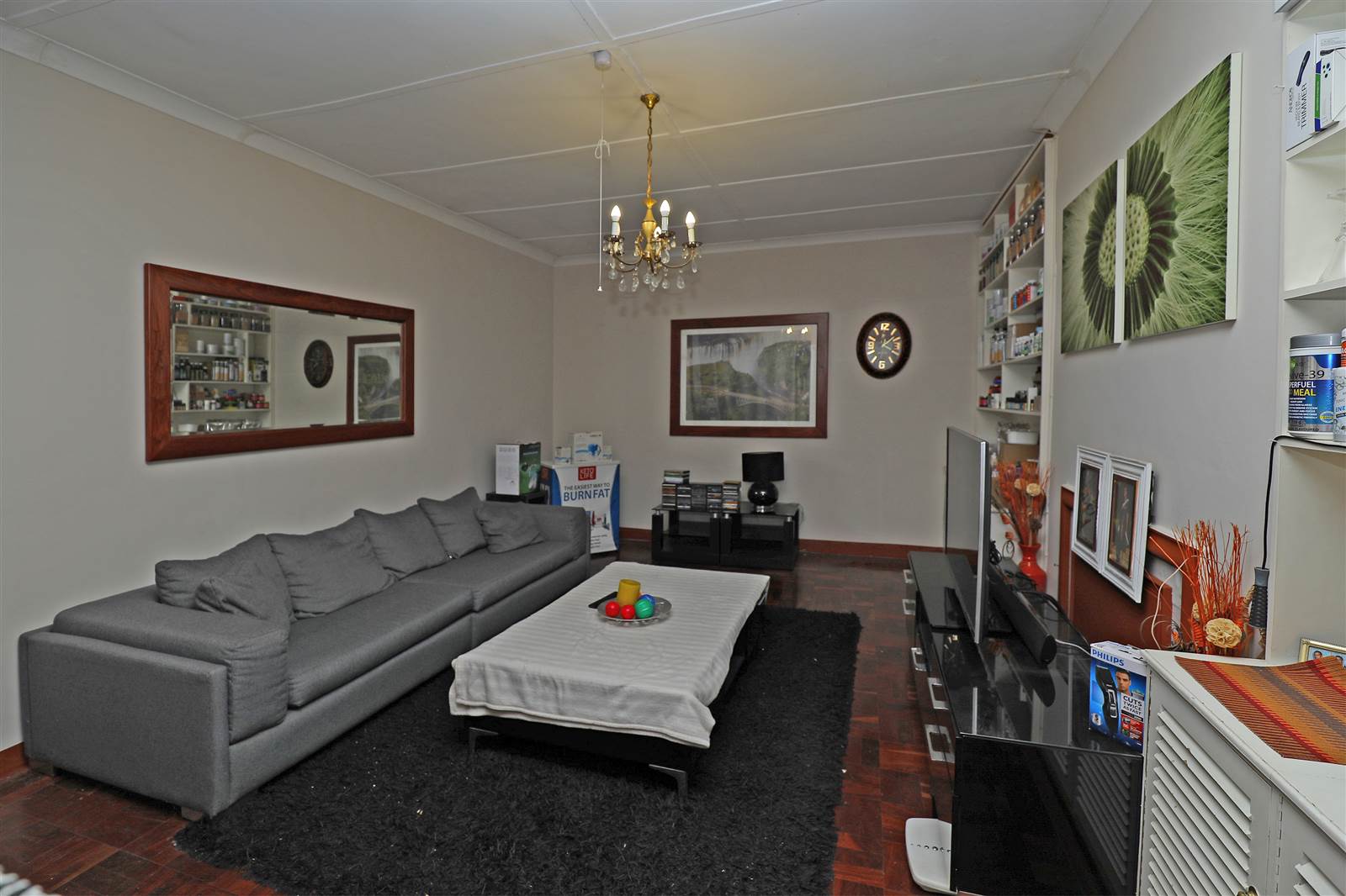 4 Bed House in Bramley photo number 7