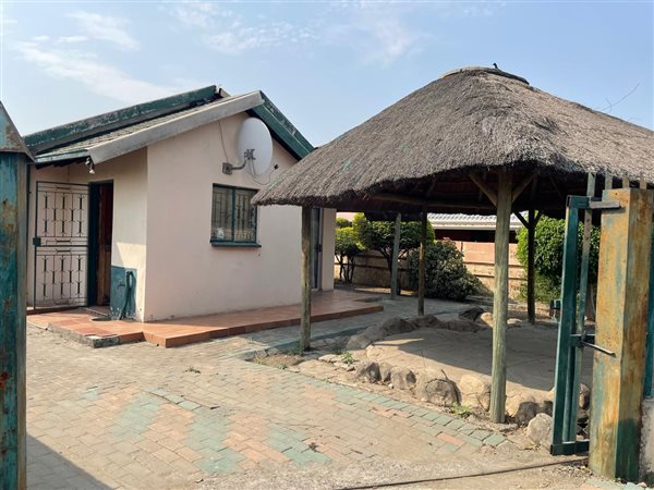 2 Bedroom House