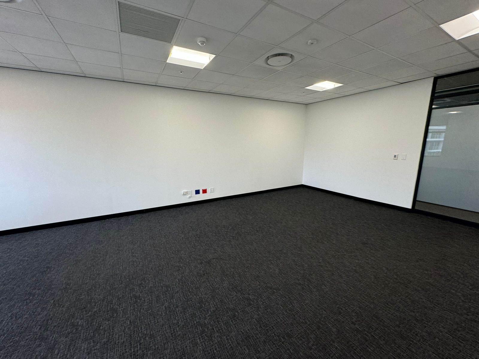 72  m² Commercial space in Sandown photo number 26