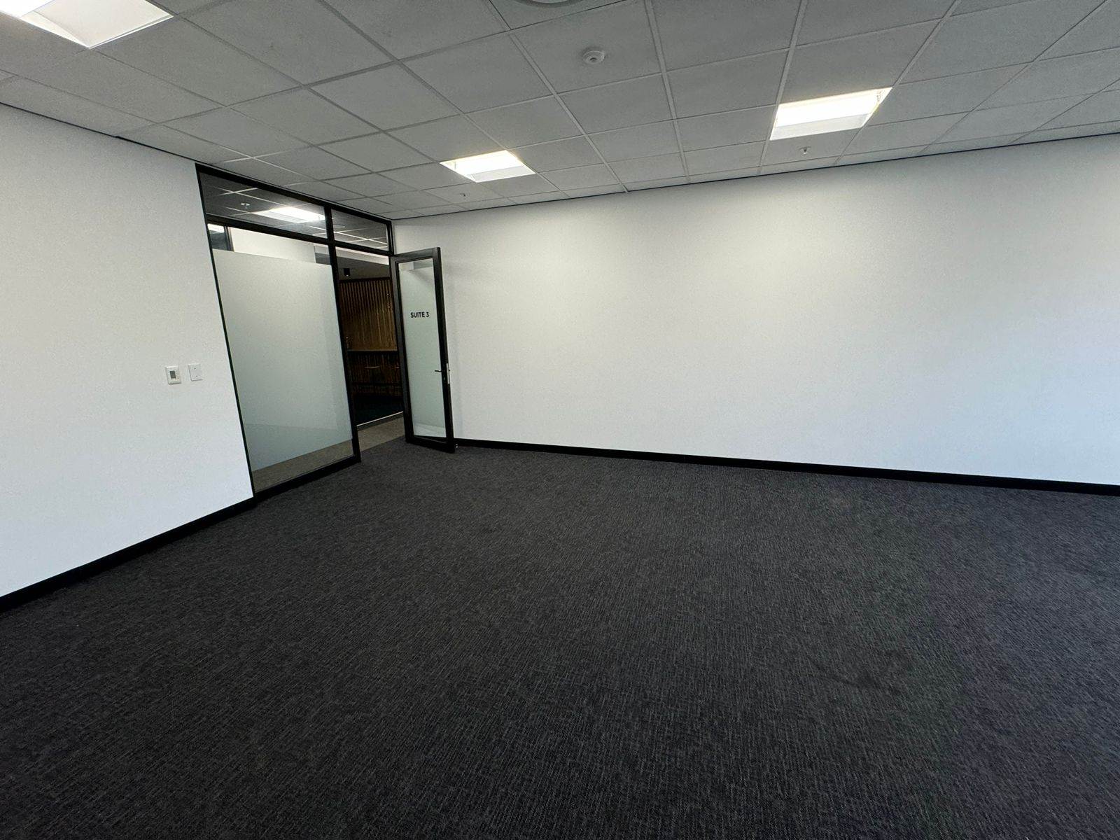 72  m² Commercial space in Sandown photo number 16