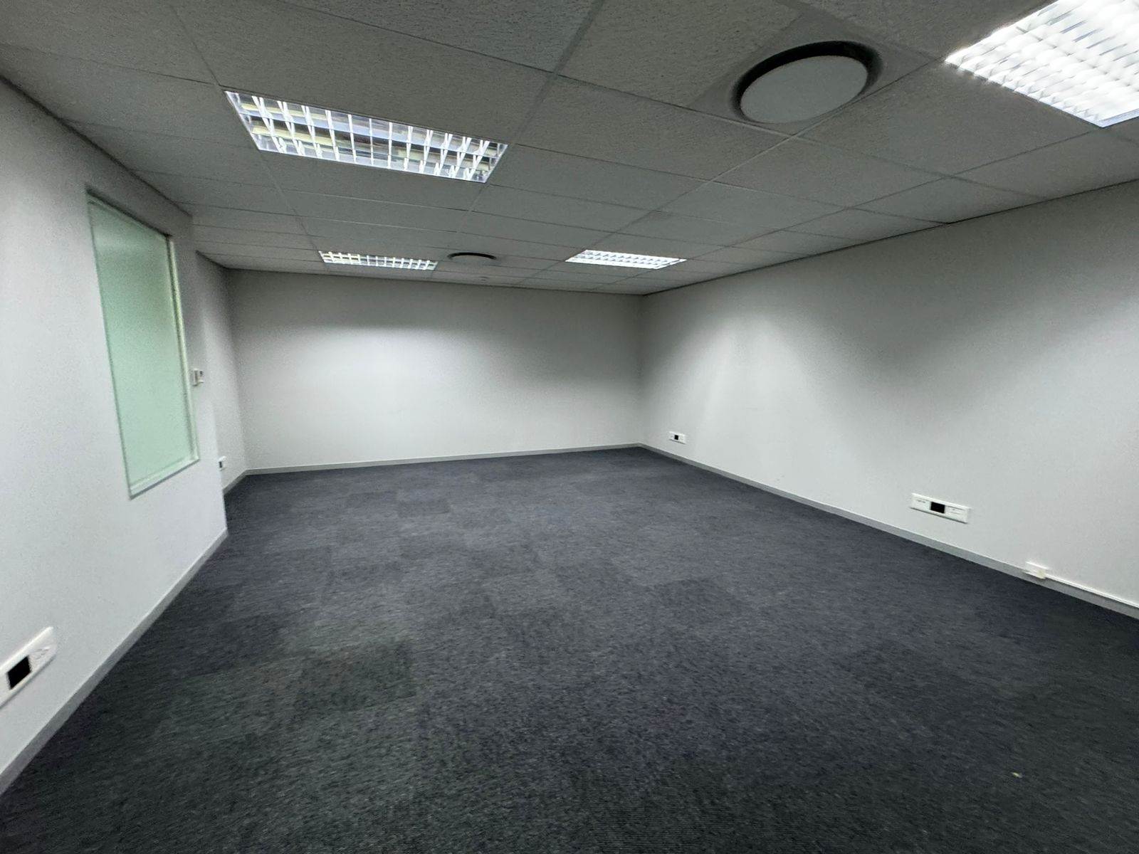 70  m² Commercial space in Sandown photo number 12
