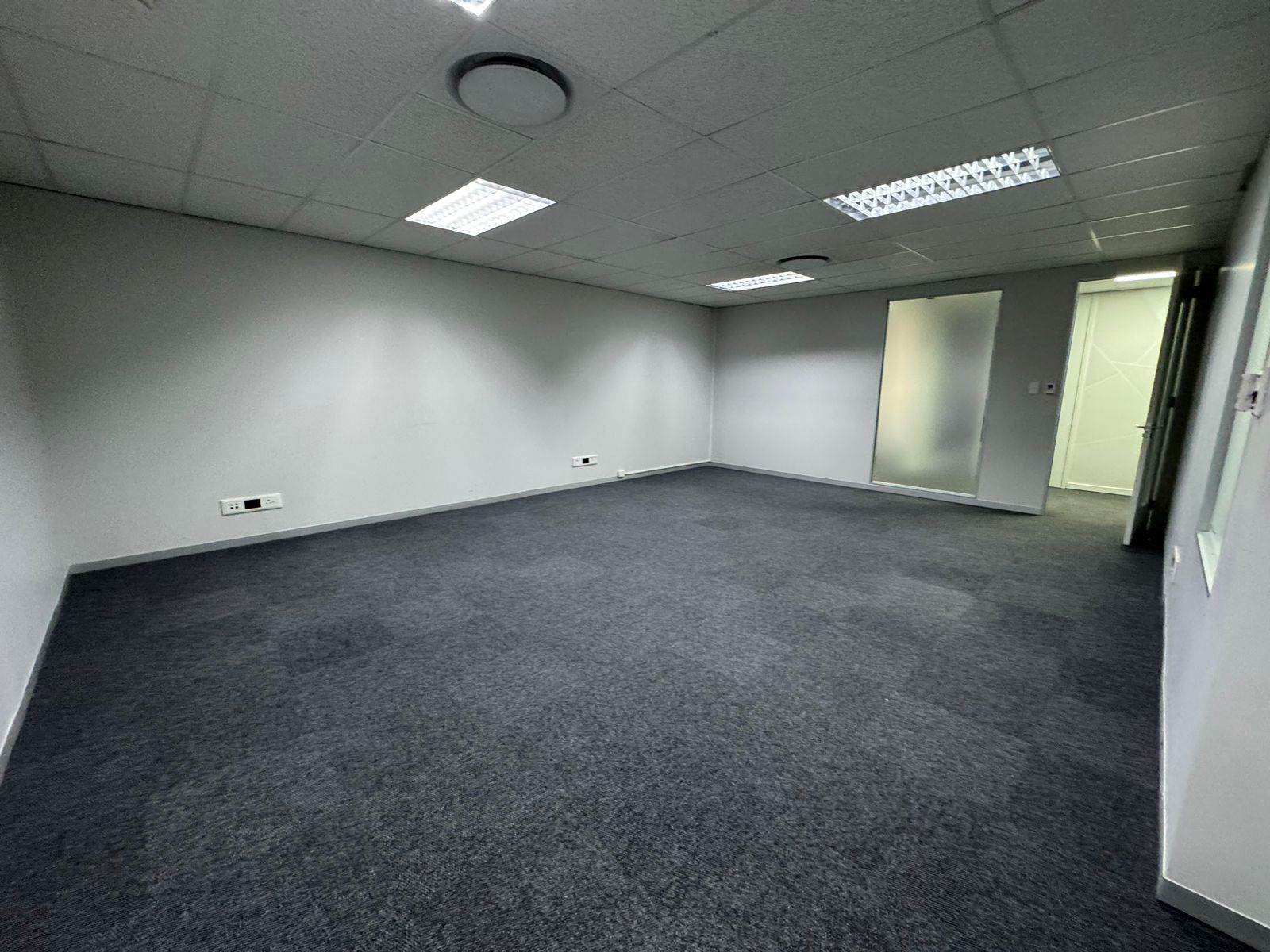 70  m² Commercial space in Sandown photo number 19
